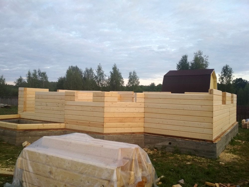 Строительство брусового дома - проект 057 "Халлбйорн"